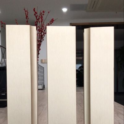 좋은 가격 900T/M MAL 샴페인 색 알루미늄 프로필 산화 생산 라인 온라인으로