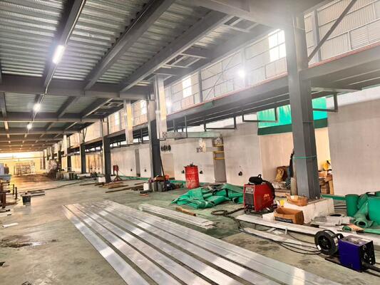 좋은 가격 2500T/Month Anodizing Production Line with Sandblasting and Polishing Pre-Treatment for Electrolytic Coloring and Dyeing Aluminum Anodizing Line 온라인